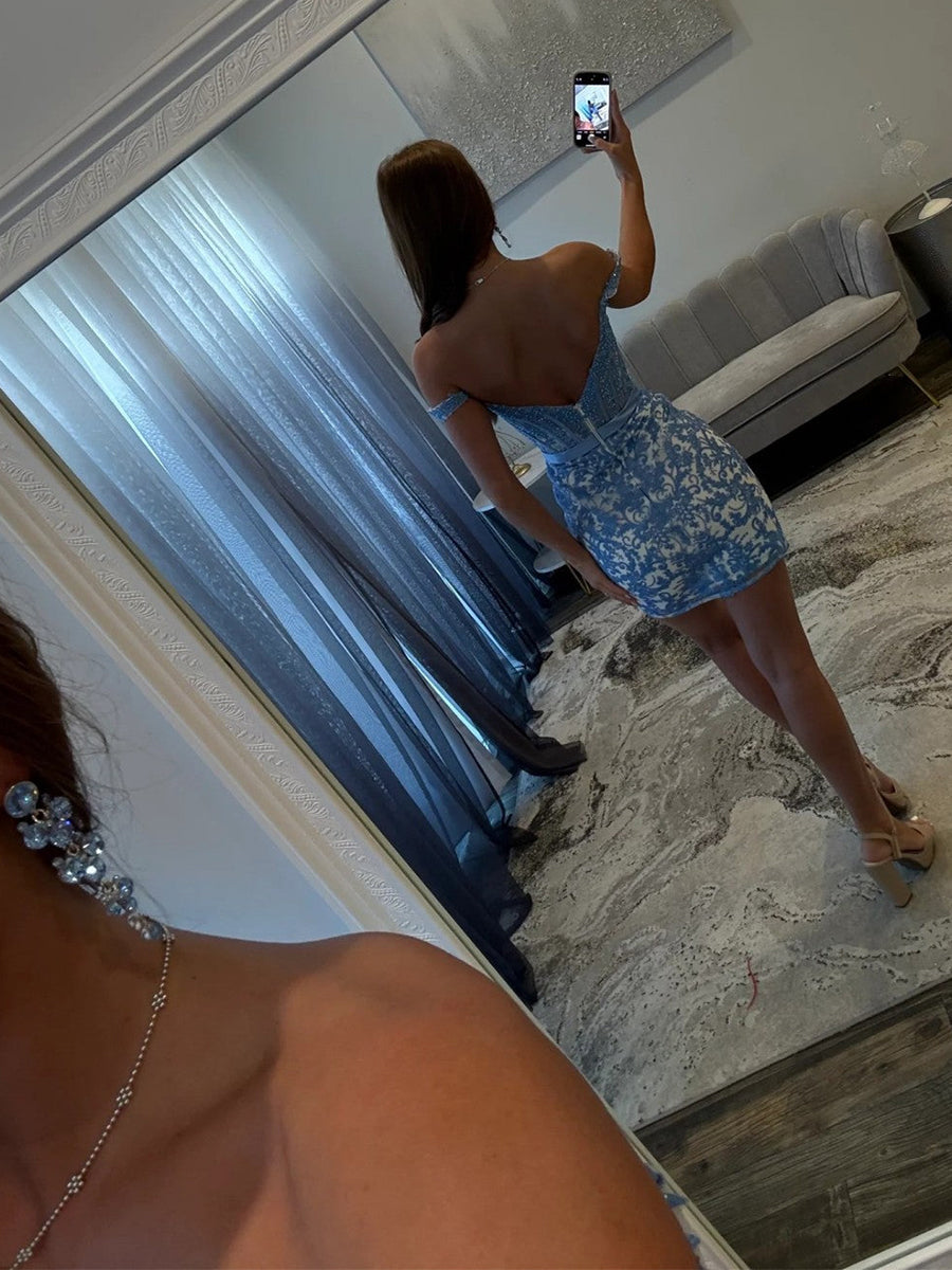 Robe moulante en dentelle à épaules dénudées pour bal de promo avec nœud