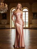 Vestido formal largo de satén plisado con escote off-shoulder y tela elástica
