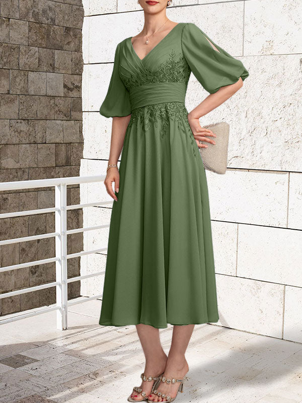 A-Linien Mutterkleid mit V-Ausschnitt, tea-length, Spitze und Chiffon mit Falten