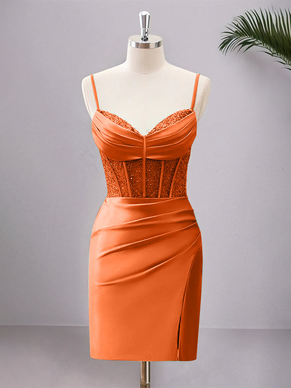 Robe de bal moulante corset en satin à bretelles spaghetti avec fente