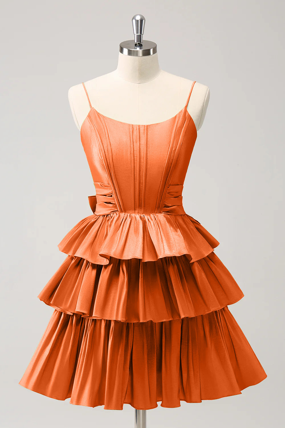 A-Linien Corsagen-Kleid mit Spaghettiträgern, gestuften Rüschen und Schleife für den Abschlussball