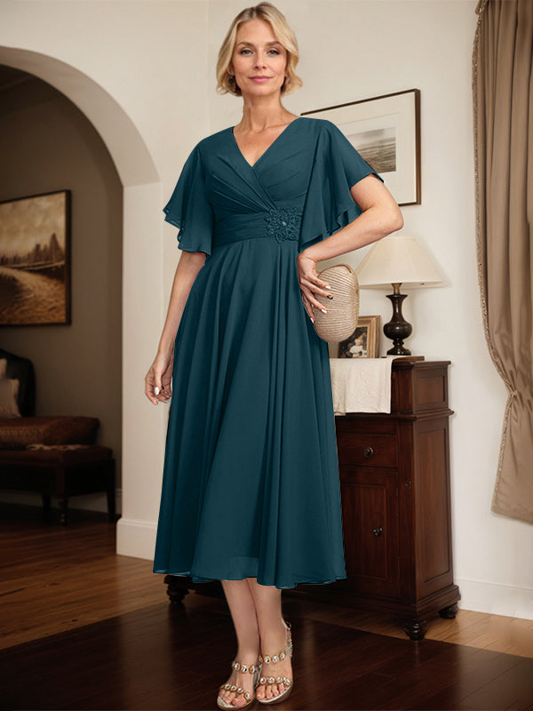 A-Linien Kleid mit V-Ausschnitt, tea-length Chiffon, Mutter der Braut mit plissierten Perlen