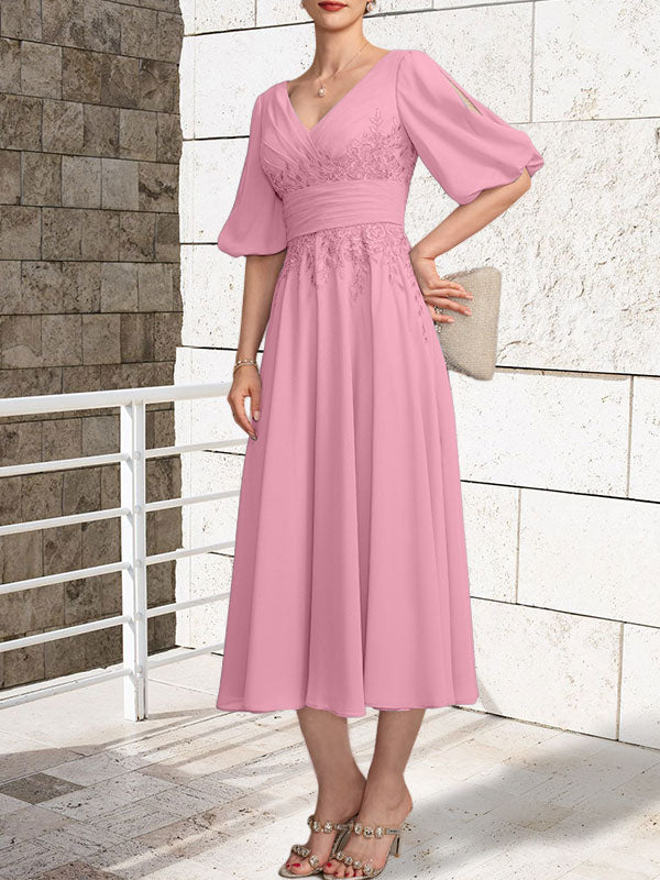 A-Linien Mutterkleid mit V-Ausschnitt, tea-length, Spitze und Chiffon mit Falten