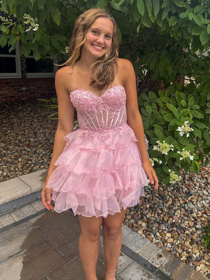 Robes courtes de bal de promo en organza, coupe trapèze, bustier cœur avec appliques