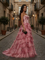 Vestido rosa floral sem alças, chiffon com babados, corpete e fenda para baile