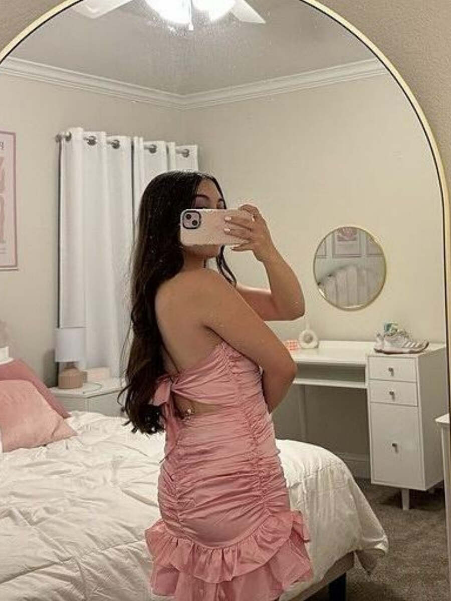 Robe courte de bal de fin d'année bustier sans bretelles froncée à volants