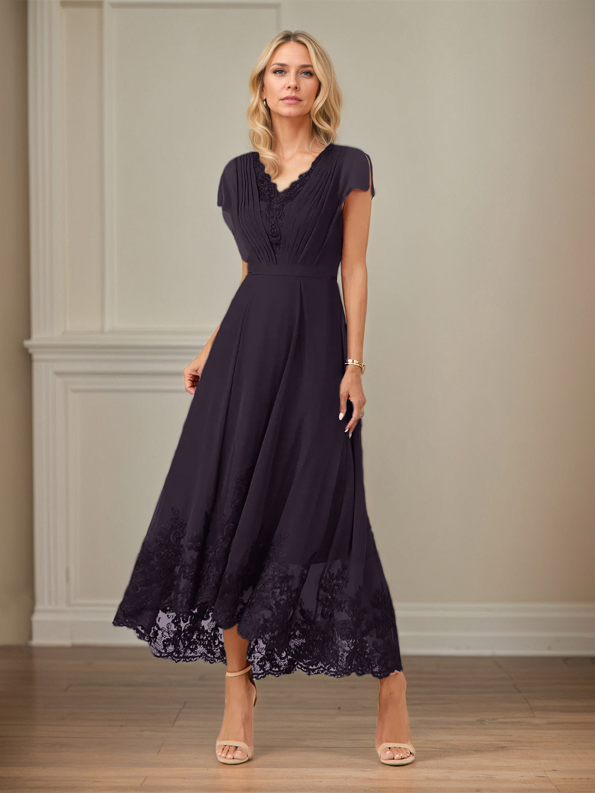 A-Linien Chiffon Kleid mit V-Ausschnitt, flatternden Ärmeln, knöchellang mit Applikationen