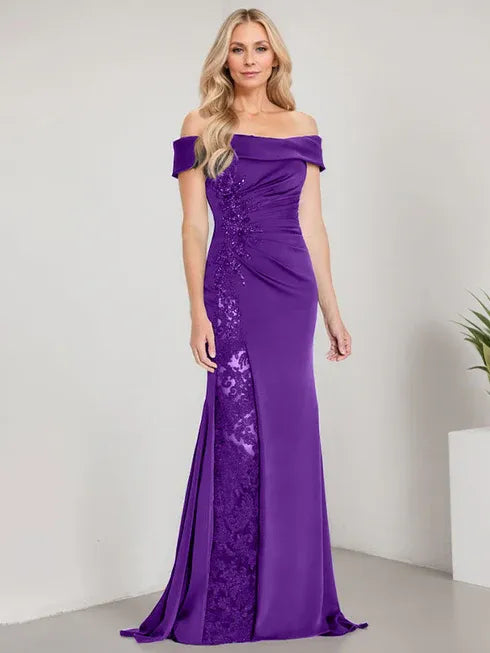 A-Linien Schulterfreies bodenlanges Brautmutterkleid mit Applikationen und Perlenbesatz Meerjungfrauenkleid mit hohem Schlitz