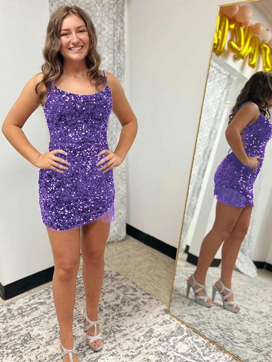 Robe courte moulante à sequins avec bretelles spaghetti ajustée pour soirée de retour