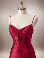 Robe de bal sirène rouge à bretelles spaghetti avec corset et fente