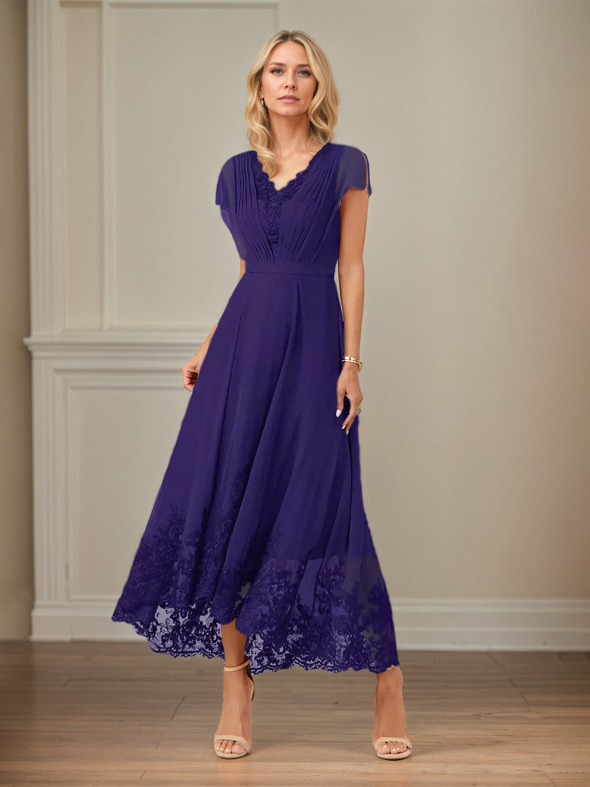 A-Linien Chiffon Kleid mit V-Ausschnitt, flatternden Ärmeln, knöchellang mit Applikationen