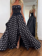 Vestido de Baile Retrô-Chique Preto e Branco com Poás, Tomara que Caia e Corpete