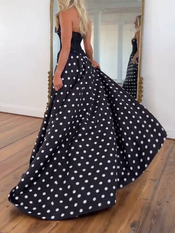 Vestido de Baile Retrô-Chique Preto e Branco com Poás, Tomara que Caia e Corpete