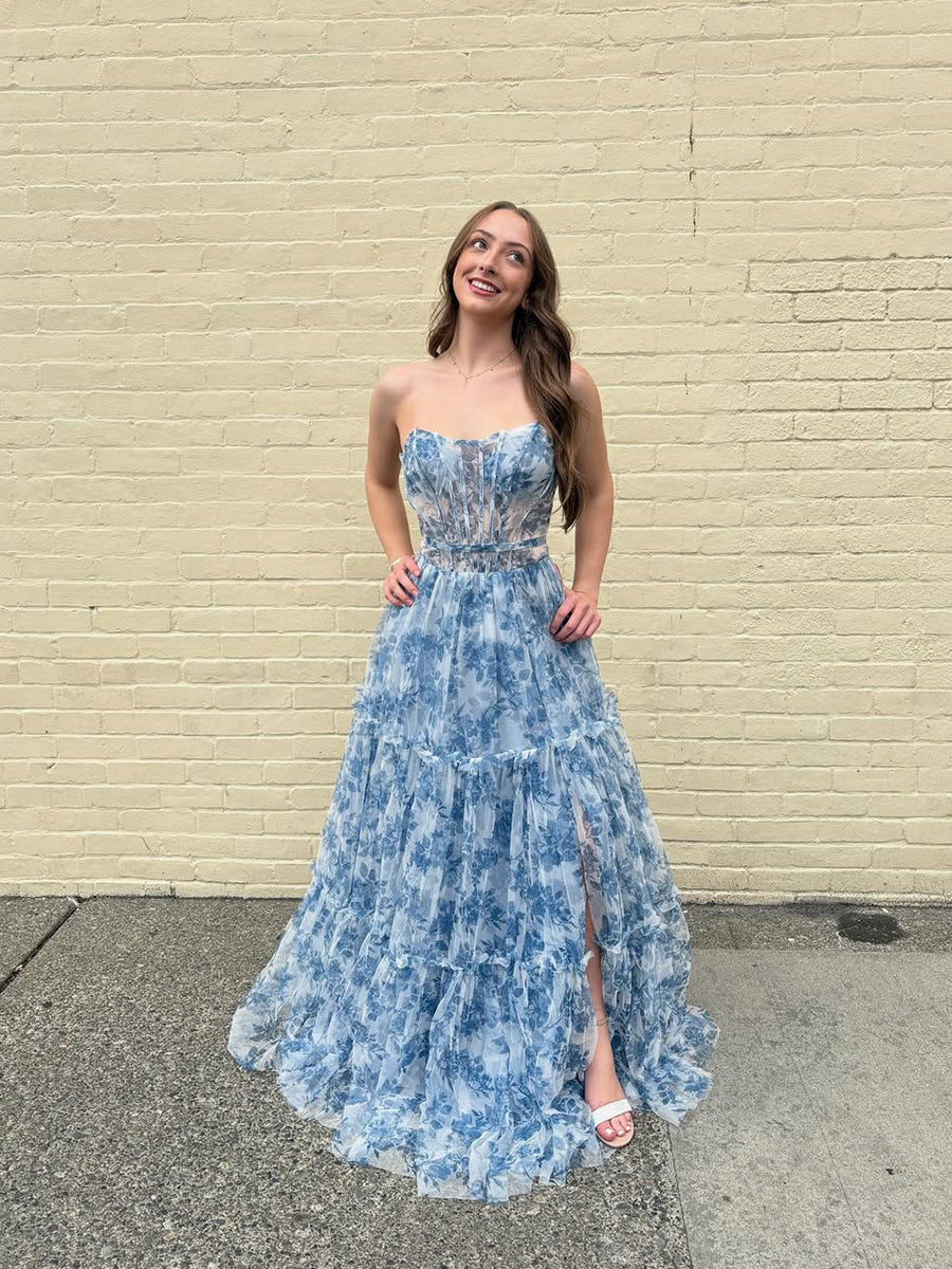 Robe de bal romantique bleue à fleurs, bustier à volants à étages
