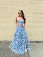 Robe de bal romantique bleue à fleurs, bustier à volants à étages