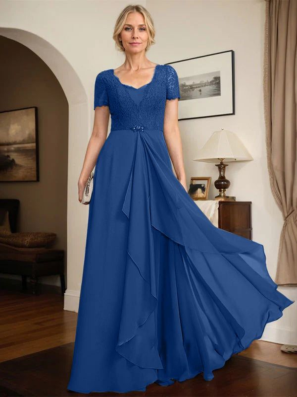 Robe mère de la mariée en mousseline et dentelle, ligne A, décolleté cœur, longueur au sol, avec perles et volants en cascade
