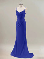 Abito da ballo lungo modello sirena blu reale con spalline sottili e corsetto decorato con perline