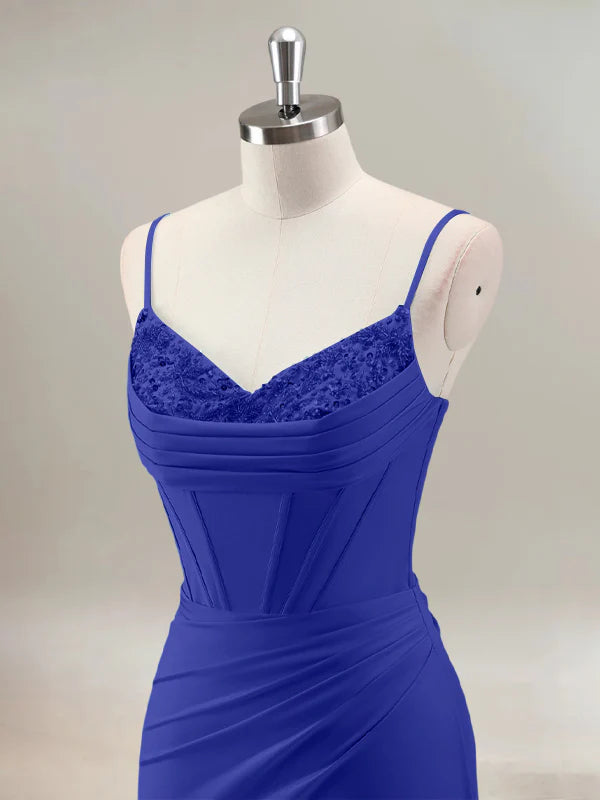 Abito da ballo lungo modello sirena blu reale con spalline sottili e corsetto decorato con perline