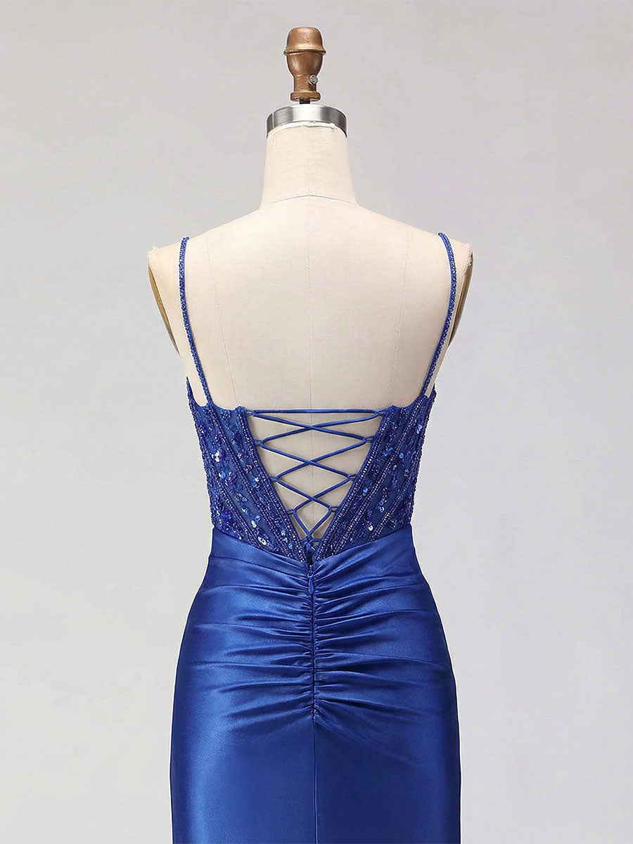 Robe de bal en satin bleu royal avec corset perlé et fente haute