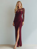 Vestido formal largo estilo sirena con escote ilusión fruncido y abertura