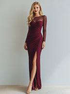 Vestido formal largo estilo sirena con escote ilusión fruncido y abertura