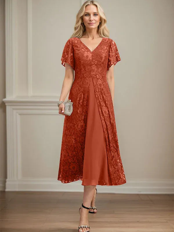 Robe mère de la mariée ligne A en dentelle et mousseline à col en V longueur thé