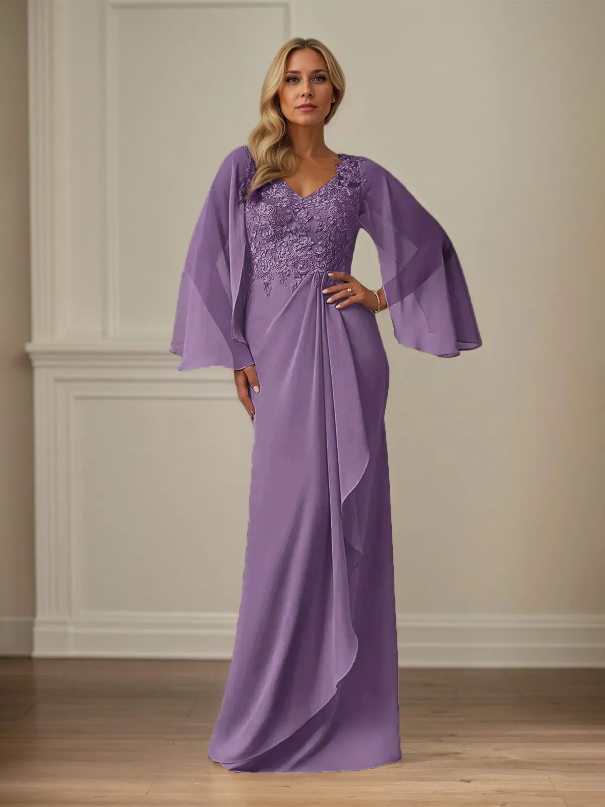 Etui/Kolumnen Chiffon V-Ausschnitt Langarm Bodenlanges Brautmutterkleid mit Applikationen