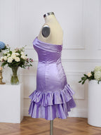 Vestido corto sin tirantes estilo columna para regreso a casa con volantes