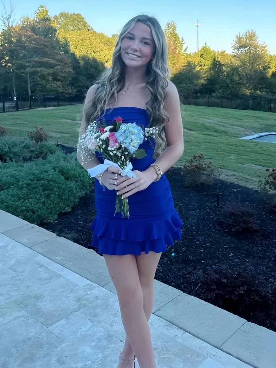 Robe courte bustier fourreau pour bal de promo avec volants