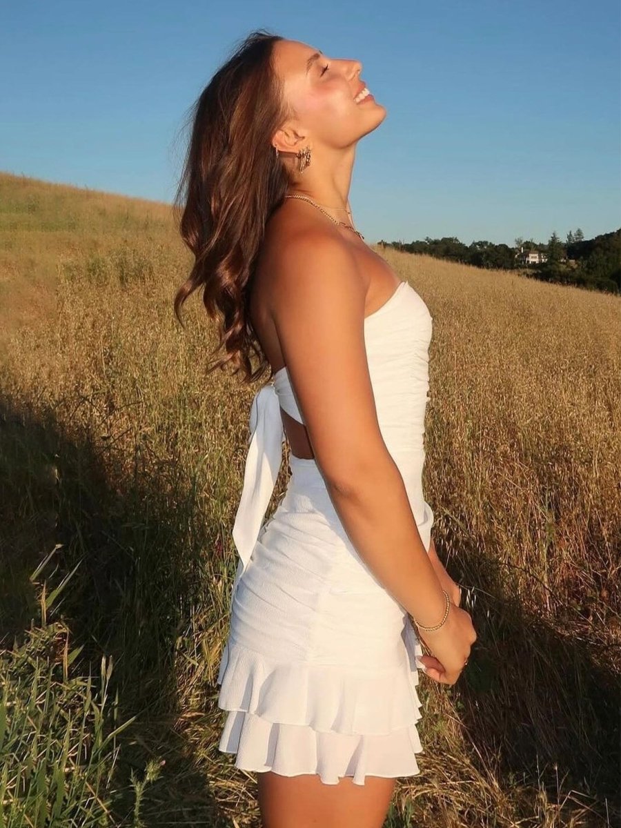 Robe courte bustier fourreau pour bal de promo avec volants