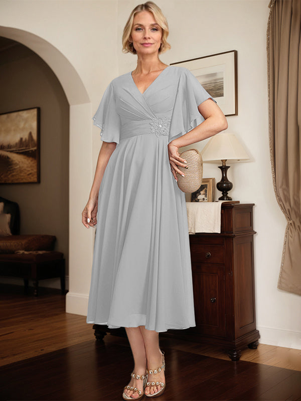 A-Linien Kleid mit V-Ausschnitt, tea-length Chiffon, Mutter der Braut mit plissierten Perlen