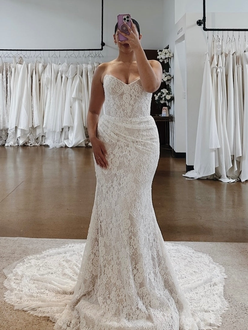 Sweetheart Full Lace Draped Waist Mermaid Wedding Dress With Long Lace Train