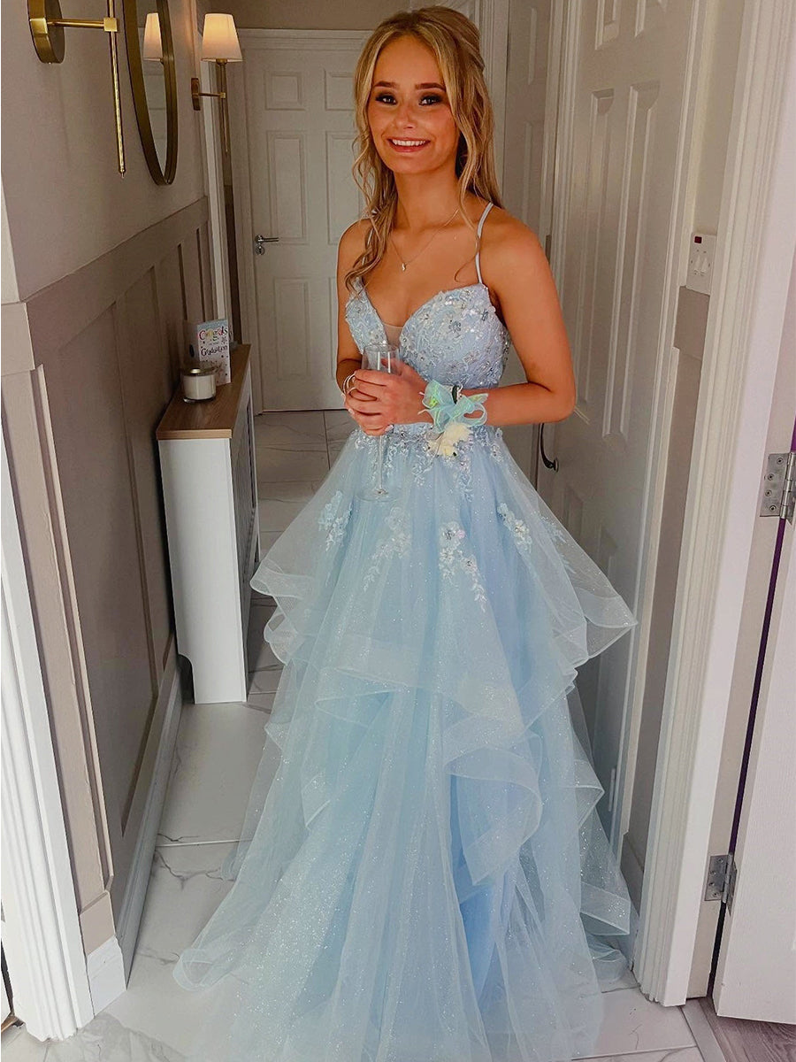 Funkelndes hellblaues, gestuftes Rüschen-Abendkleid mit Blumenmuster