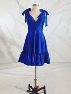 Robe courte de bal A-line bleu royal scintillante avec perles