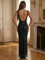 Funkelndes champagnerfarbenes langes Abendkleid mit Kristall-Mesh und quadratischem Ausschnitt
