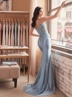 Vestido largo de fiesta con corsé brillante y apliques asimétricos