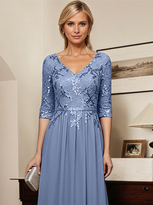 Vestido de madre de la novia en línea A azul pizarra brillante con escote en V, gasa y aplicaciones