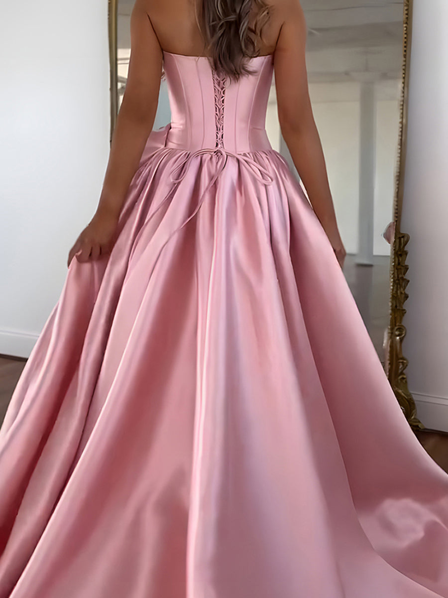 Abito da sera formale in raso senza spalline con fiori 3D e spacco alto per donna