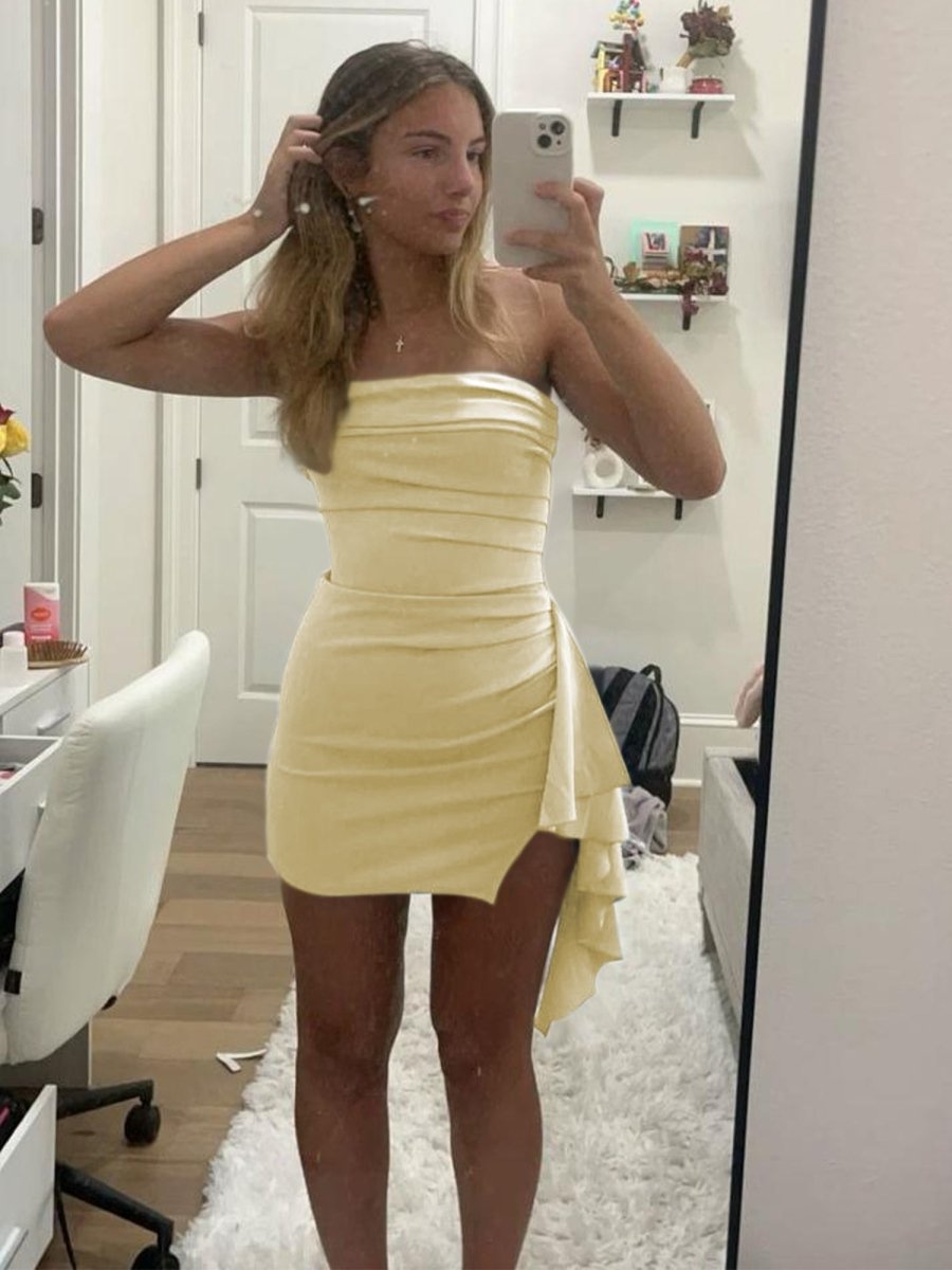 Robe de bal mini bustier froncé à ourlet asymétrique
