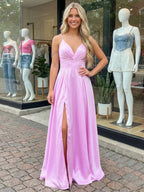 Robe de bal ligne A en satin rose doux à col en V avec fente