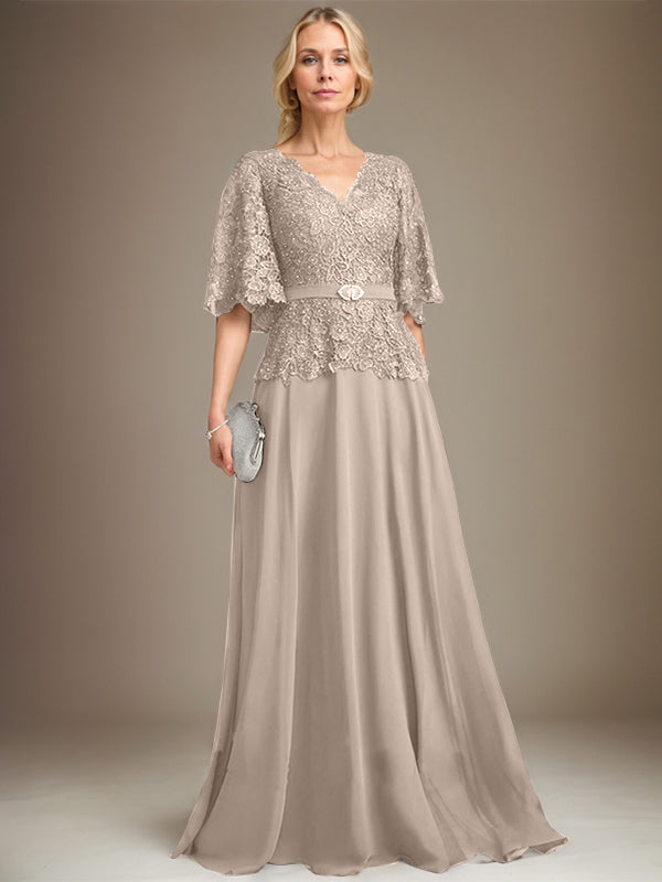 A-Linien V-Ausschnitt Bodenlanges Chiffon-Spitzen Mutter-der-Braut-Kleid mit Kristallbrosche und Strass
