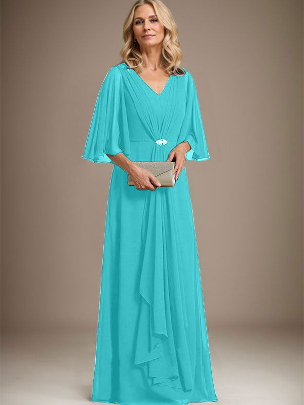 A-Linien V-Ausschnitt Bodenlanges Chiffon Kleid für die Brautmutter mit kaskadierenden Rüschen und Kristallbrosche