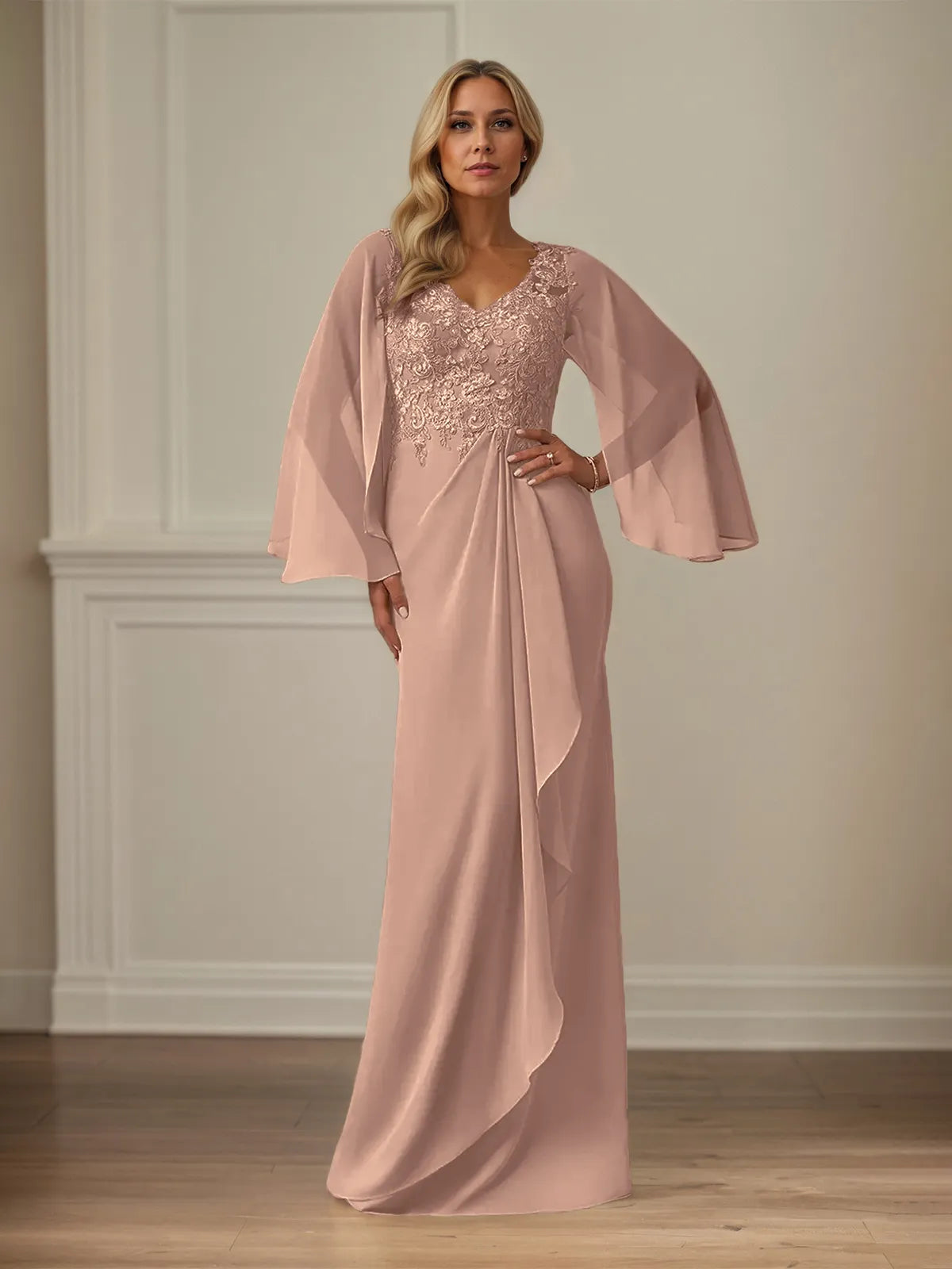 Etui/Kolumnen Chiffon V-Ausschnitt Langarm Bodenlanges Brautmutterkleid mit Applikationen