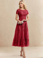 Robe de mère de la mariée A-line en tulle et dentelle, col arrondi, longueur thé