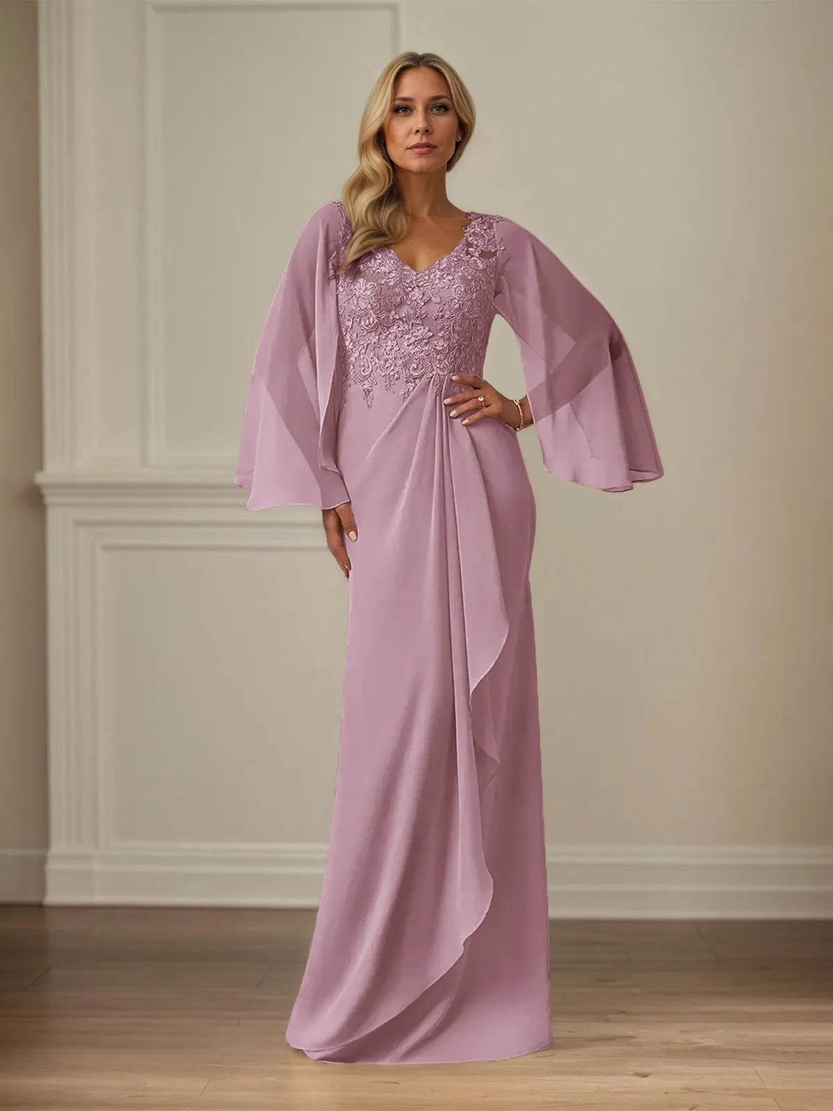 Etui/Kolumnen Chiffon V-Ausschnitt Langarm Bodenlanges Brautmutterkleid mit Applikationen