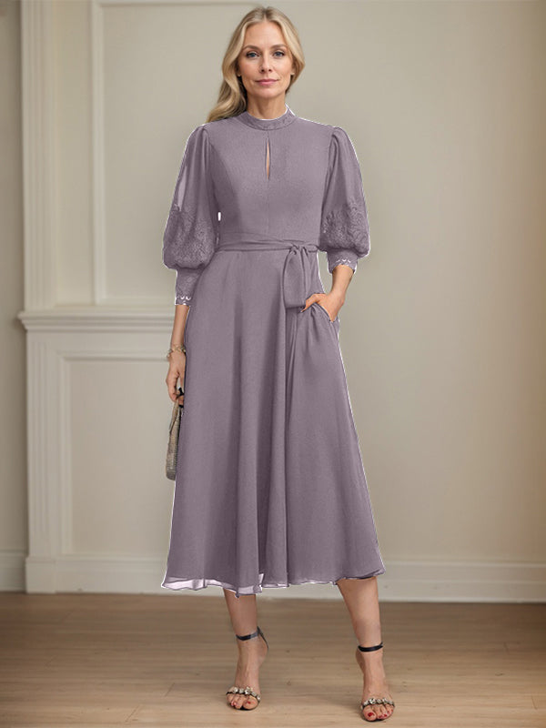 A-Linien Kleid mit hohem Kragen, tea-länge, Spitze und Chiffon, Brautmutterkleid mit Schleife