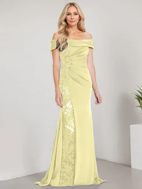 A-Linien Schulterfreies bodenlanges Brautmutterkleid mit Applikationen und Perlenbesatz Meerjungfrauenkleid mit hohem Schlitz