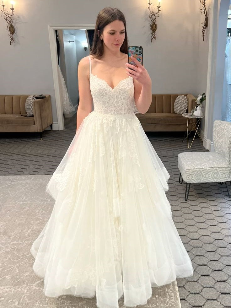 Sweetheart Spaghetti Strap Lace Tiered Tulle A-Line Wedding Dress