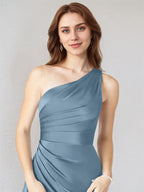 Stahlblaues Satin Ein-Schulter Ärmelloses asymmetrisches Kleid mit hohem Schlitz