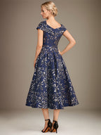Robe mère de la mariée ligne A à col en V longueur thé en jacquard floral